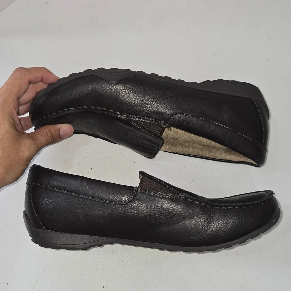 The Childrens Place Boys Brown Faux Leather Loafers Slip On Dress Shoes Size 6